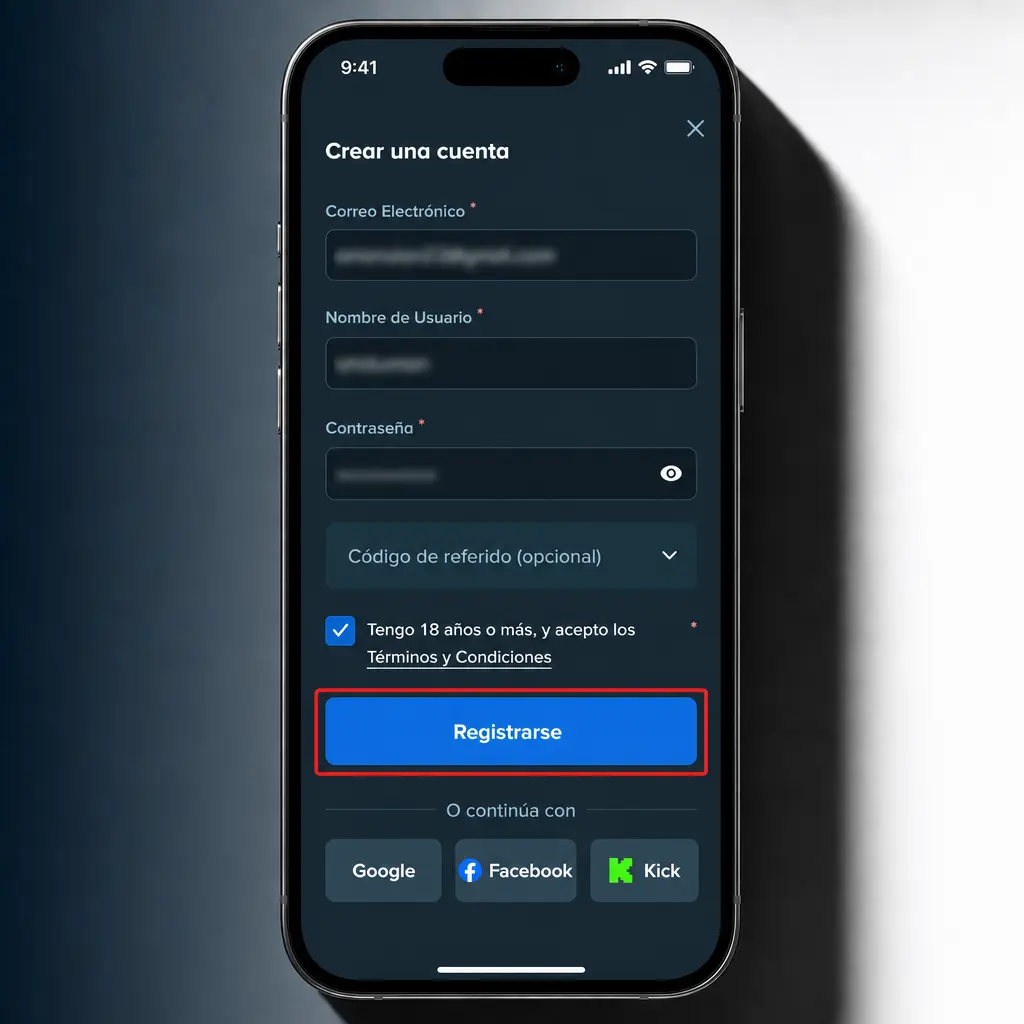 Interfaz de la app Stake con diseño oscuro y acentos verdes, menú inferior con Deportes, Casino, Promociones y Pagos